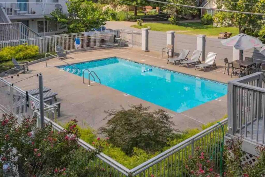 Apartament Walk To 12 South, 7 Min To Downtown, Free Parking! Nashville Zewnętrze zdjęcie